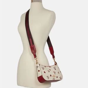 NWT Coach Jes Baguette With Ladybug Floral Print Gold/Chalk Multi